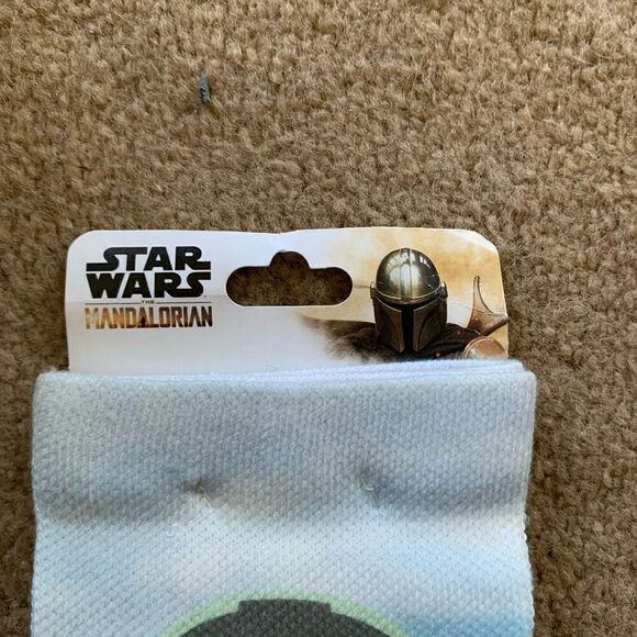 Disney Star Wars The Mandalorian Size L/XL Adult Socks *New* - Picture 3 of 6